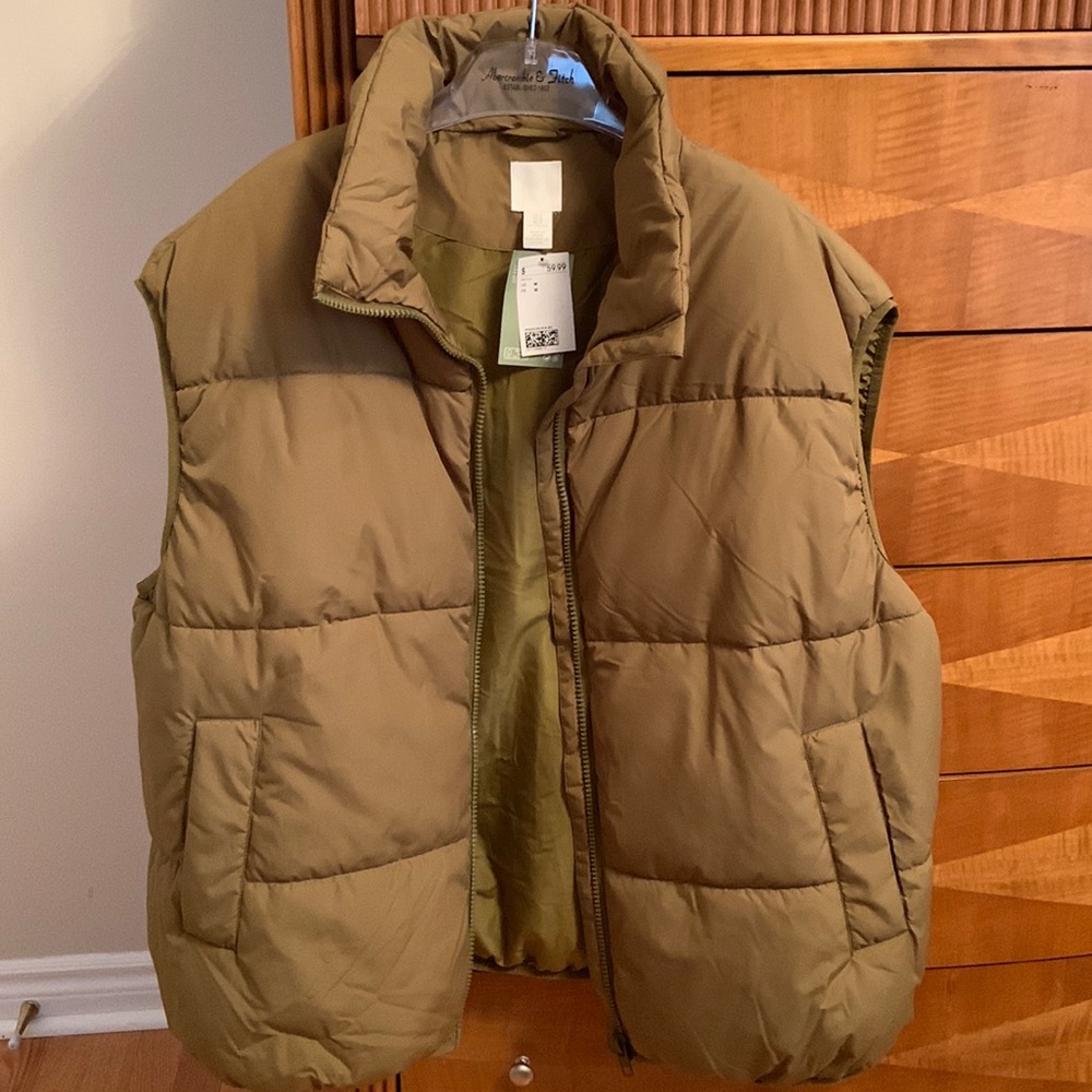H&M puffer vest